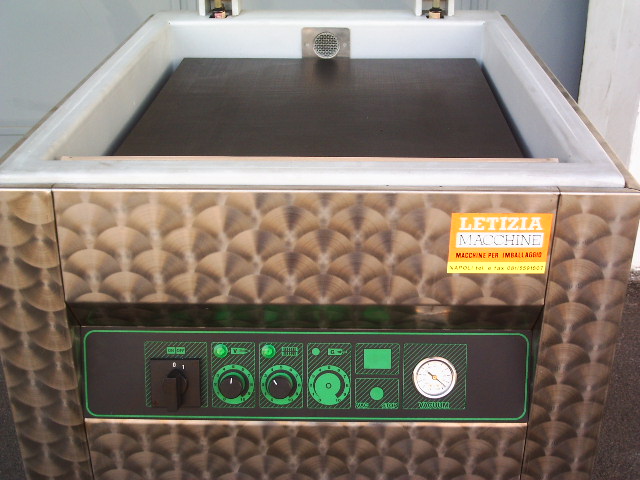 DIGI0135.JPG Macchina sottovuoto Lapack 500 6 