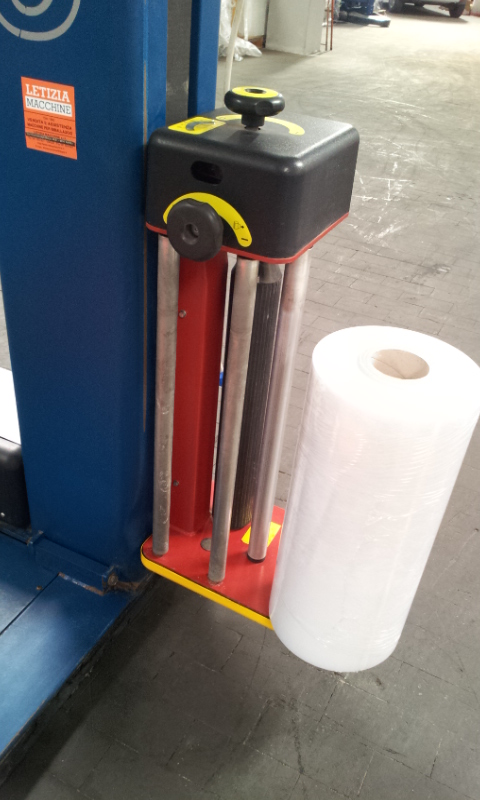 20120220_141343.jpg Particolare carrello portabobina con sblocco rapido