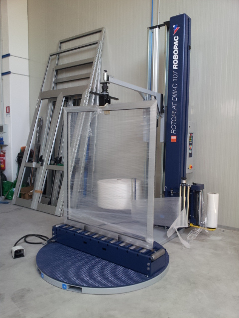 20120427_115501.jpg Avvolgitore per infissi - Industria infissi - Fisciano (SA)