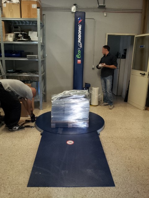 20120514_121303.jpg Fasciapallet Ecoplat - Azienda sistemi di controllo - S. Arpino (CE)