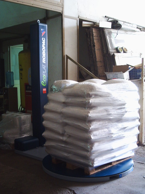 DIGI0126.JPG Avvolgipallet Ecoplat - Industria frutta secca - Ottaviano (NA)