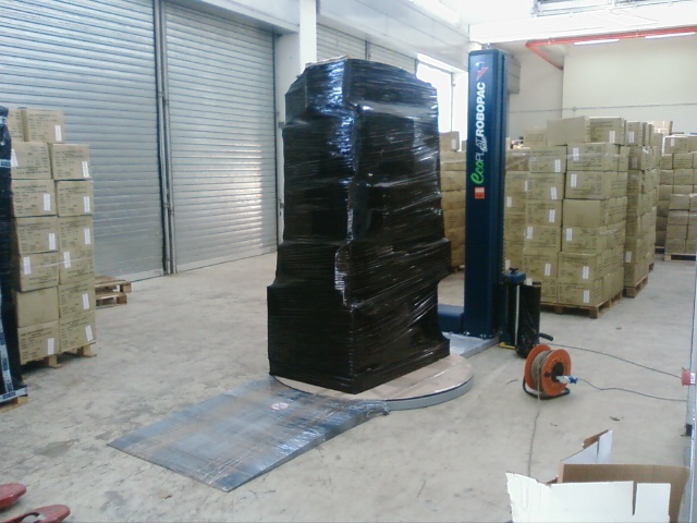 Foto0+149.jpg Fasciapallet Ecoplat - Azienda distribuzione biancheria - Nola (NA)