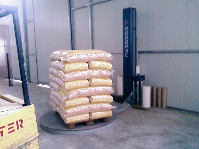 Foto0+247.jpg Fasciapallet serie Jolly - Azienda ingrosso cereali - Pietravairano (CE)