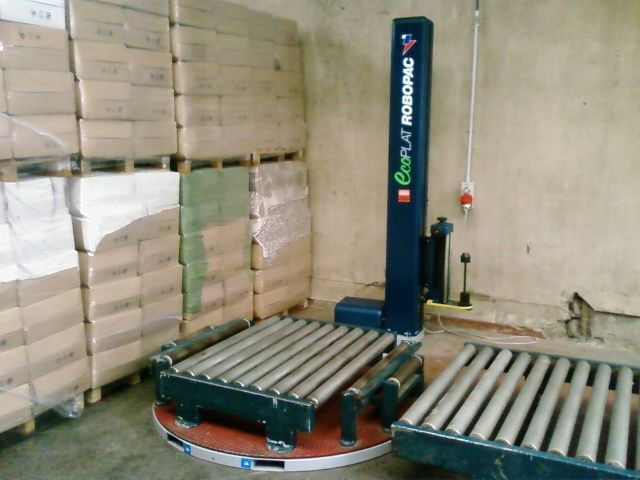 Foto001.jpg Fasciapallet con rulliera - Ind. lavorazione pezzame - Napoli