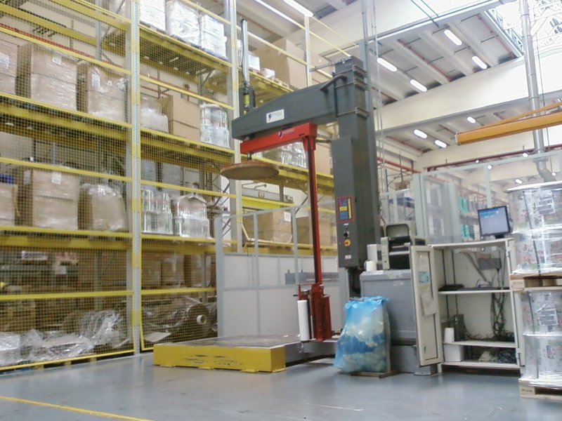 Foto0061.jpg Avvolgipallet a braccio rotante Rotowrap - Ind. film flessibile - Arzano (NA)