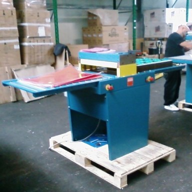 Foto01112.jpg Fustellatrice automatica - Azienda distribuzione ferramenta - Teggiano (SA)