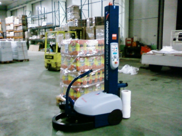 Foto02782.jpg Robot fasciapallet Worker - Azienda logistica - Palomonte (SA)