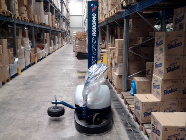 Foto073a.jpg Robot fasciapallet Worker - Azienda ingrosso - Caivano (NA)